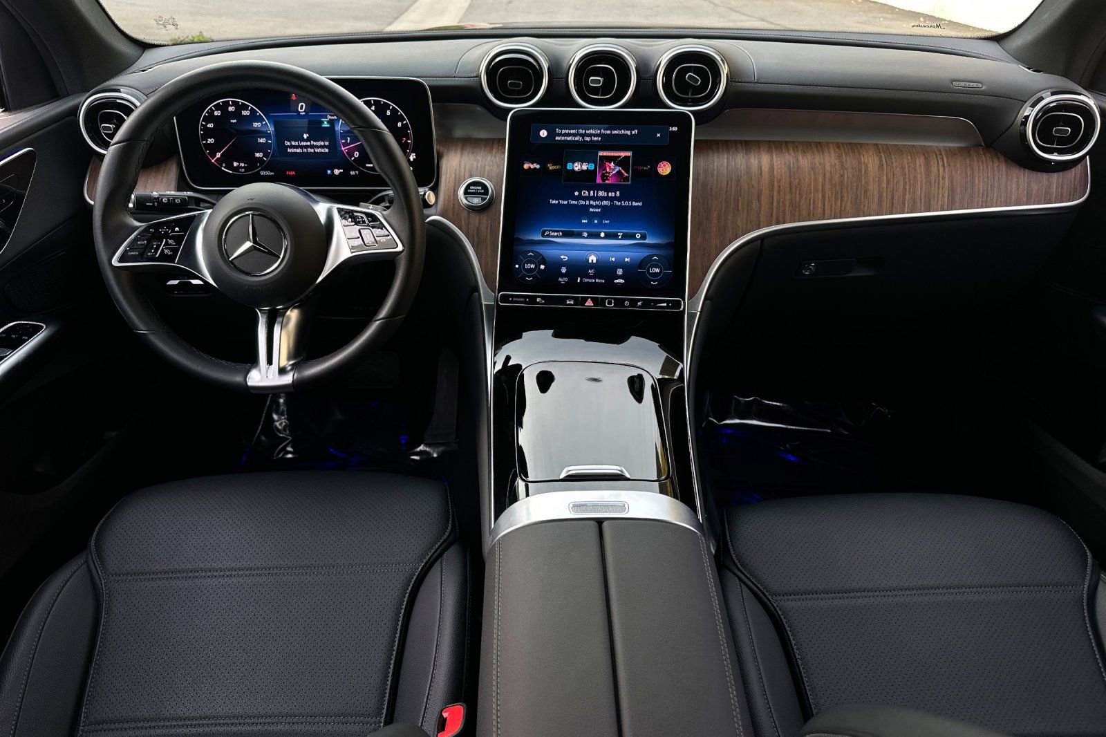 Certified 2025 Mercedes-Benz GLC 300 4MATIC image 5