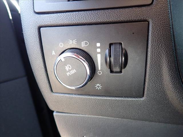 Used 2013 Dodge Challenger R/T RWD image 11