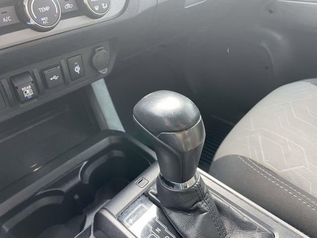 Used 2020 Toyota Tacoma TRD Sport image 30