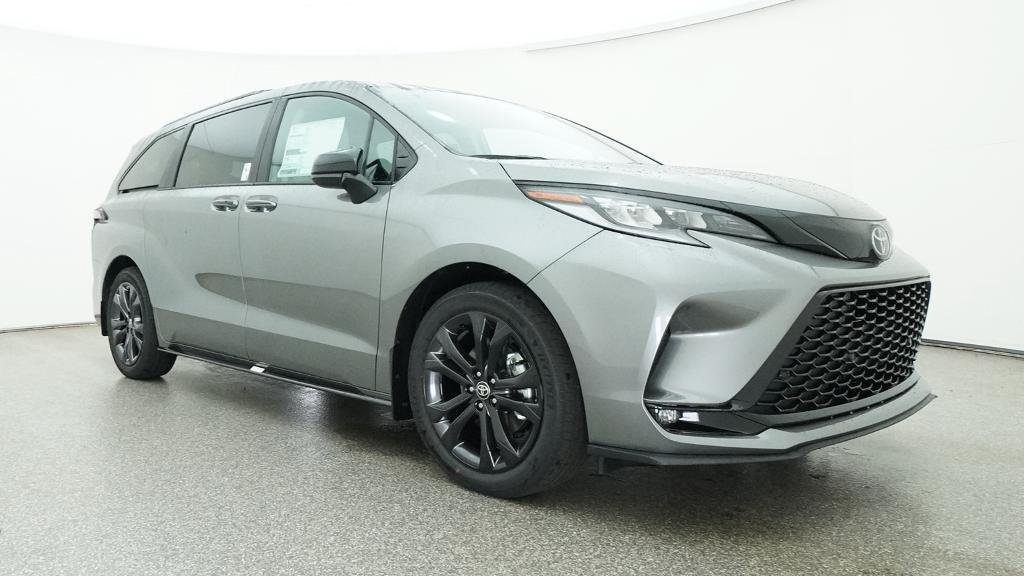 New 2026 Toyota Sienna XSE FWD image 9