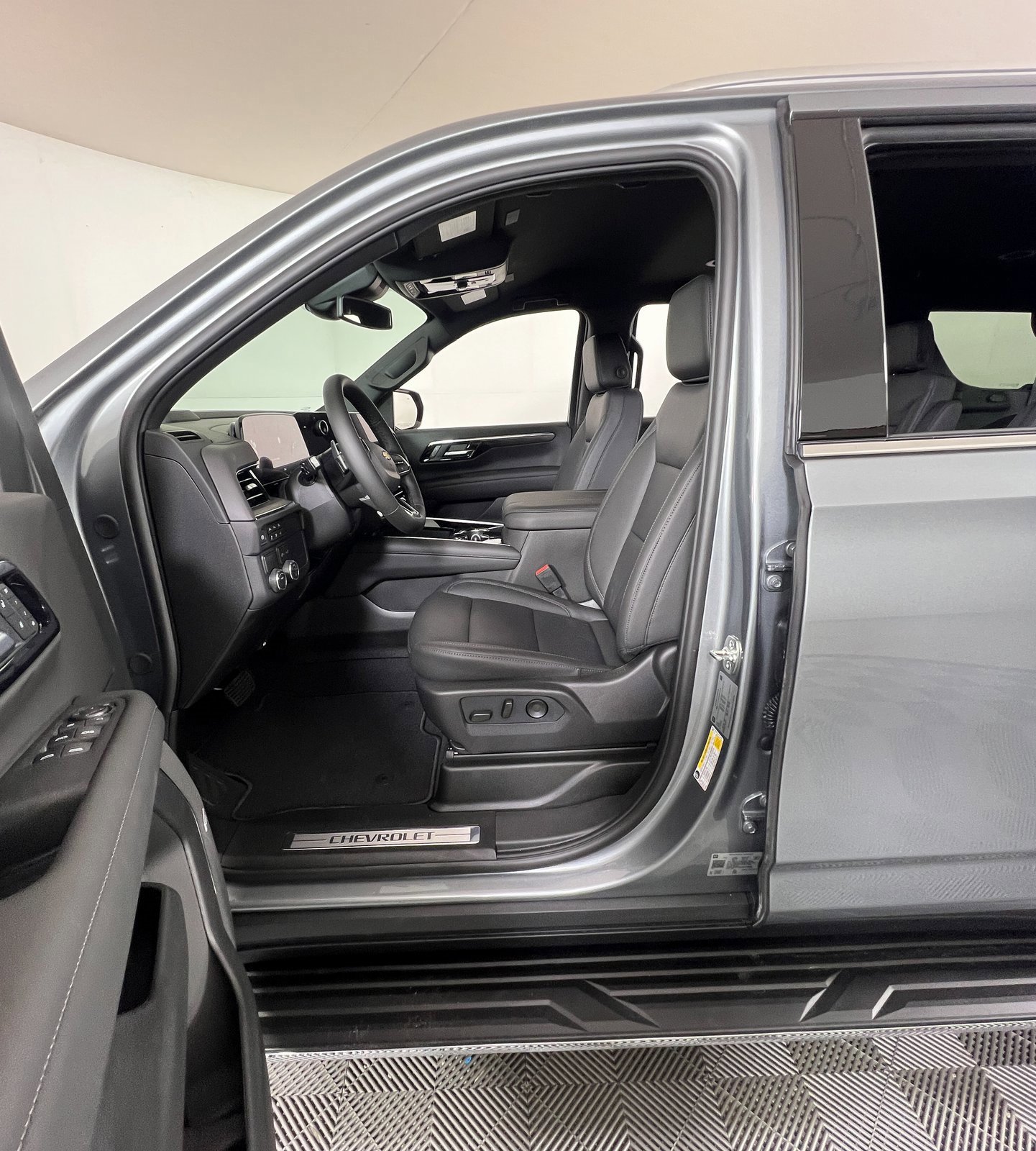 New 2026 Chevrolet Tahoe LT image 10