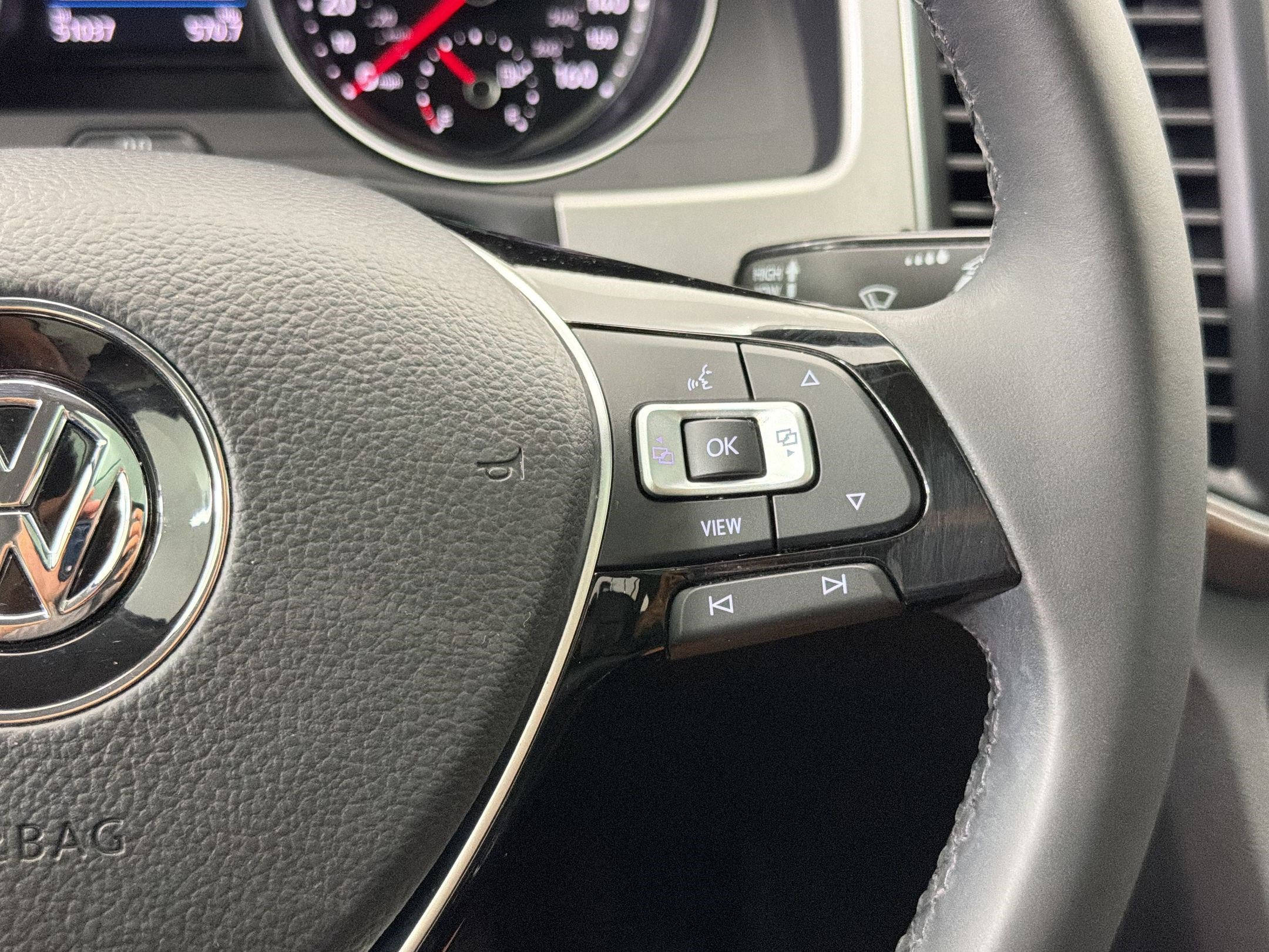 Used 2019 Volkswagen Atlas SE FWD image 27