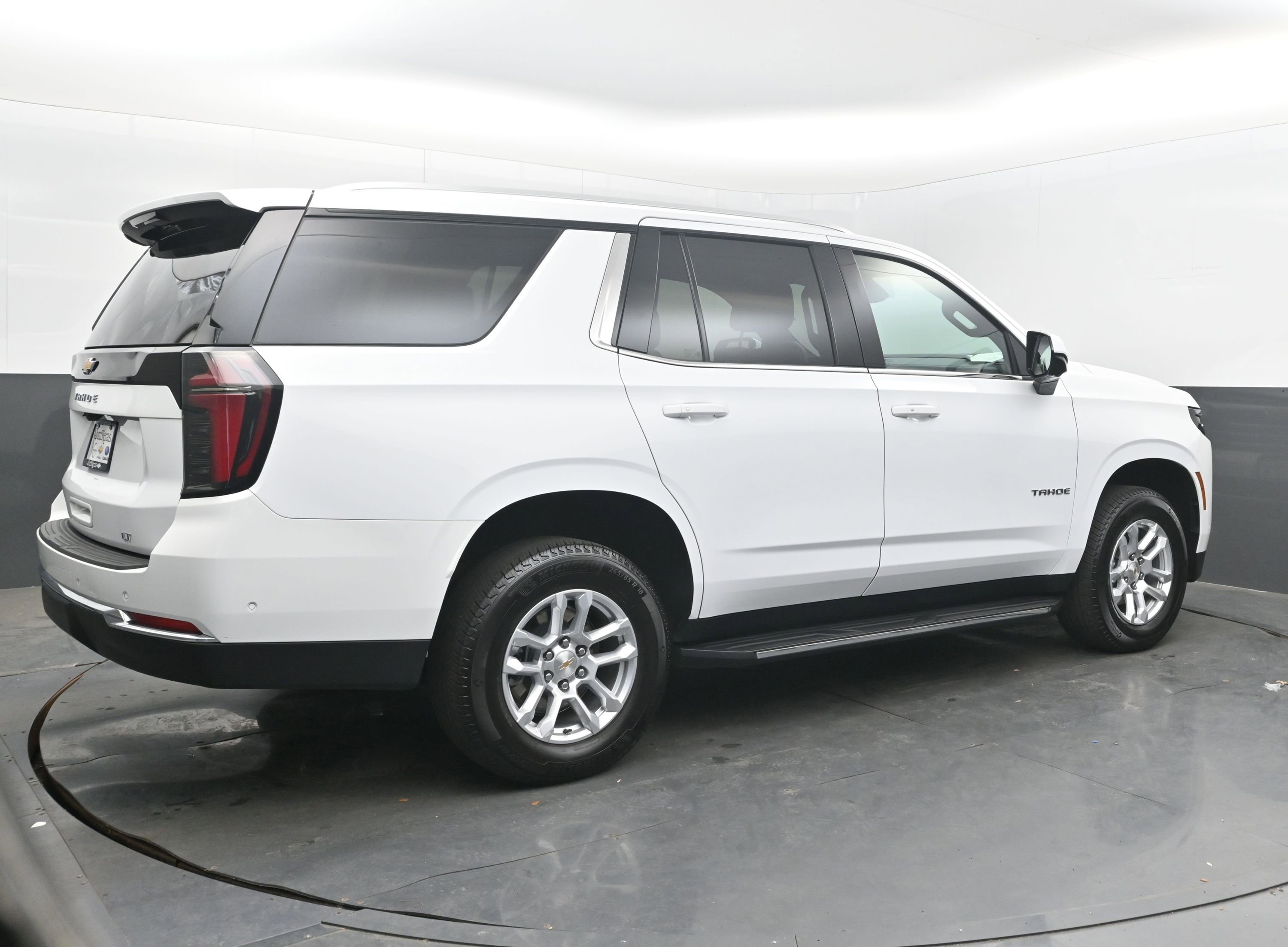 Certified 2025 Chevrolet Tahoe LT AWD/4WD image 9