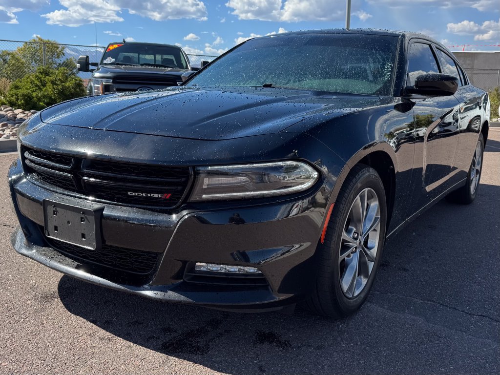 Used 2020 Dodge Charger SXT AWD/4WD image 4