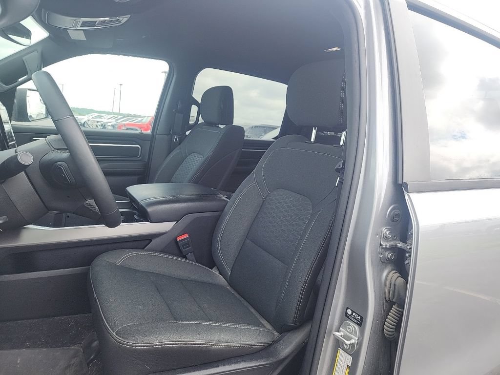 Used 2025 RAM 1500 Big Horn AWD/4WD image 11