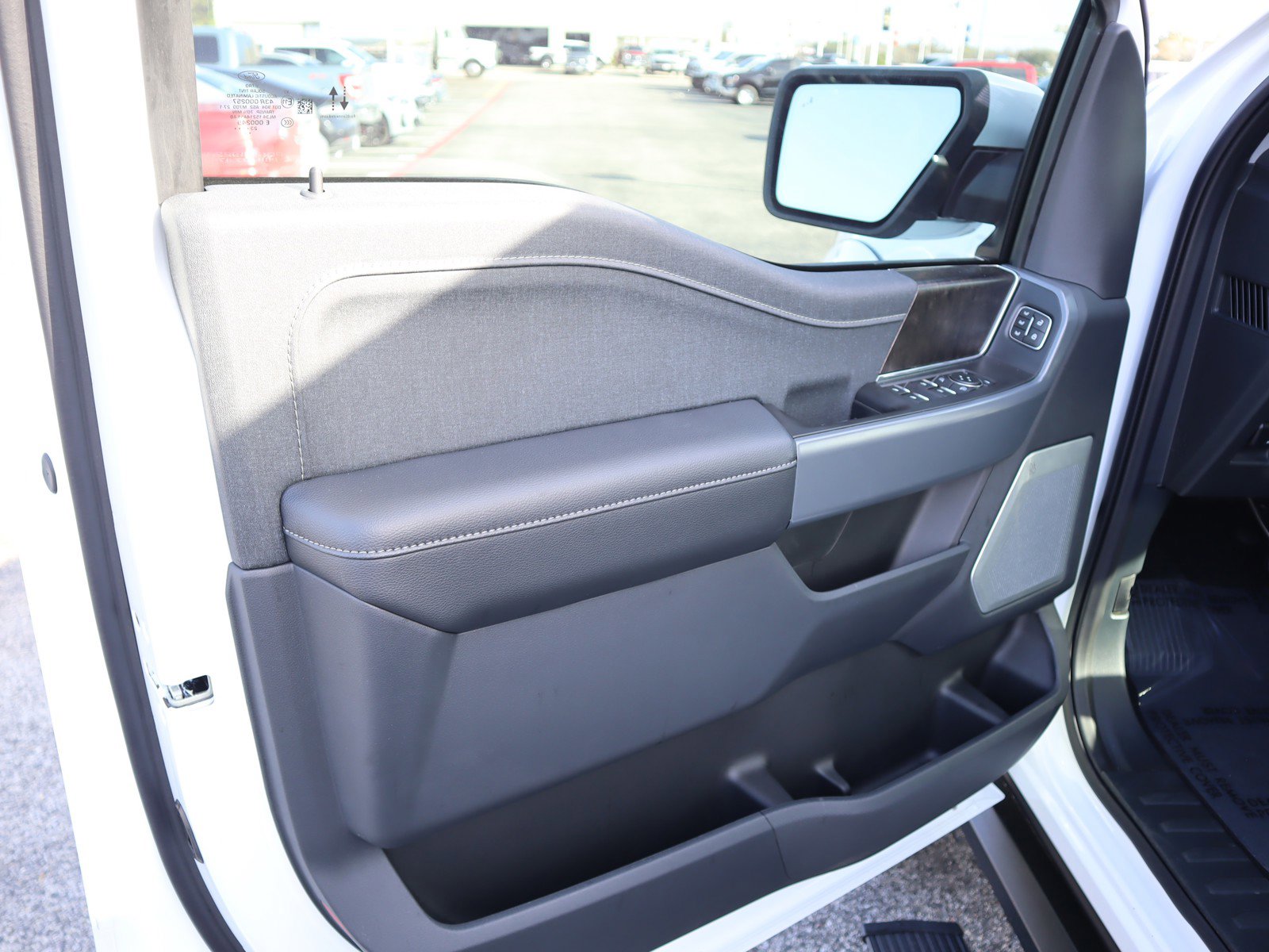 New 2023 Ford F150 Lariat w/ Equipment Group 502A High image 15