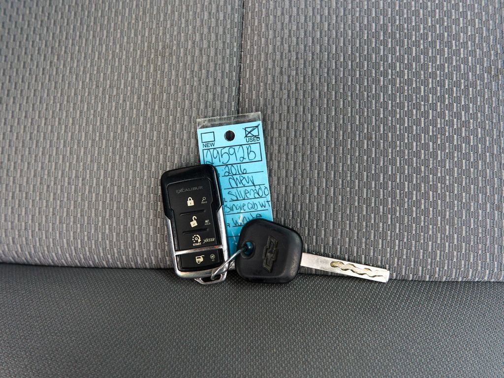 Used 2016 Chevrolet Silverado 1500 W/T RWD image 20