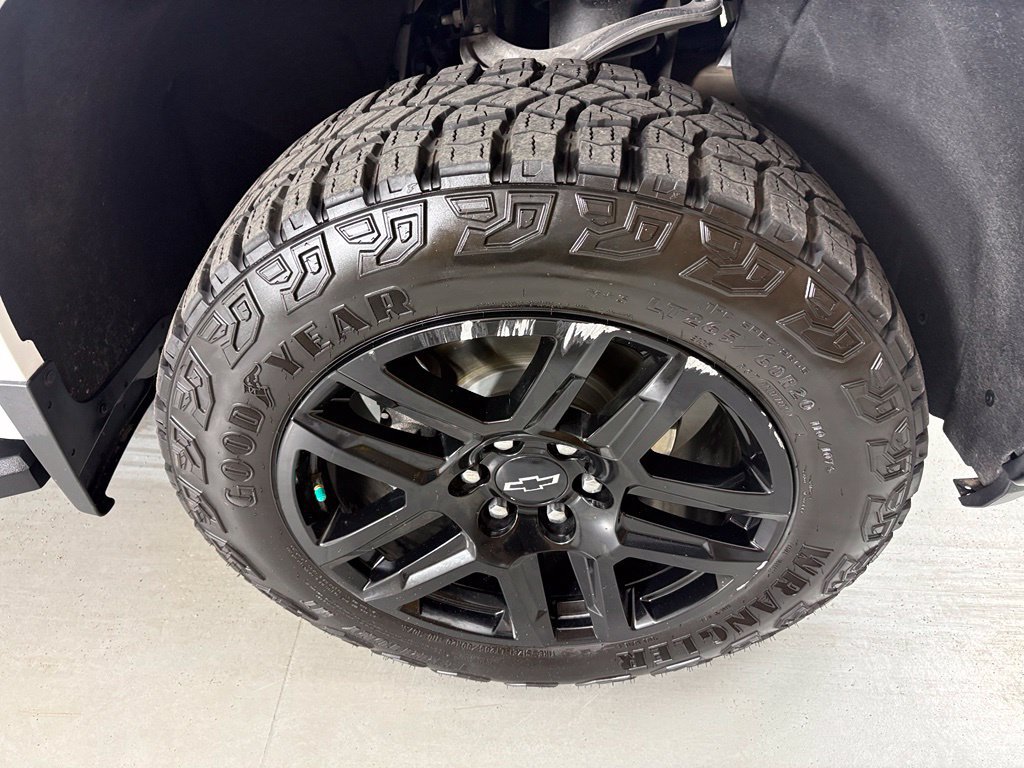 Used 2022 Chevrolet Silverado 1500 LT Trail Boss w/ LT Trail Boss Premium Package AWD/4WD image 13