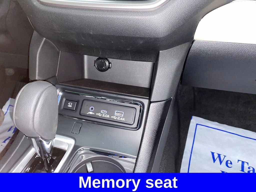 Used 2025 Subaru Ascent Limited AWD/4WD image 23