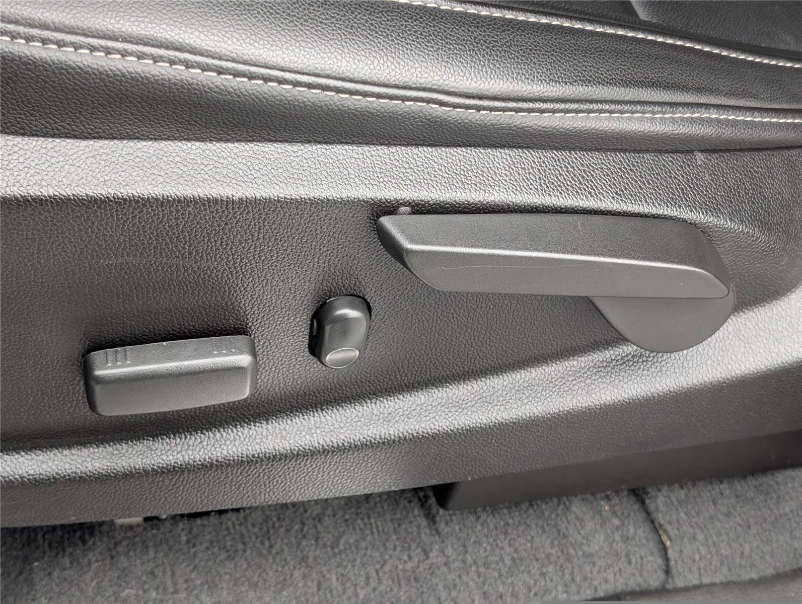 Used 2021 Chevrolet Colorado ZR2 w/ ZR2 Dusk Special Edition AWD/4WD image 20