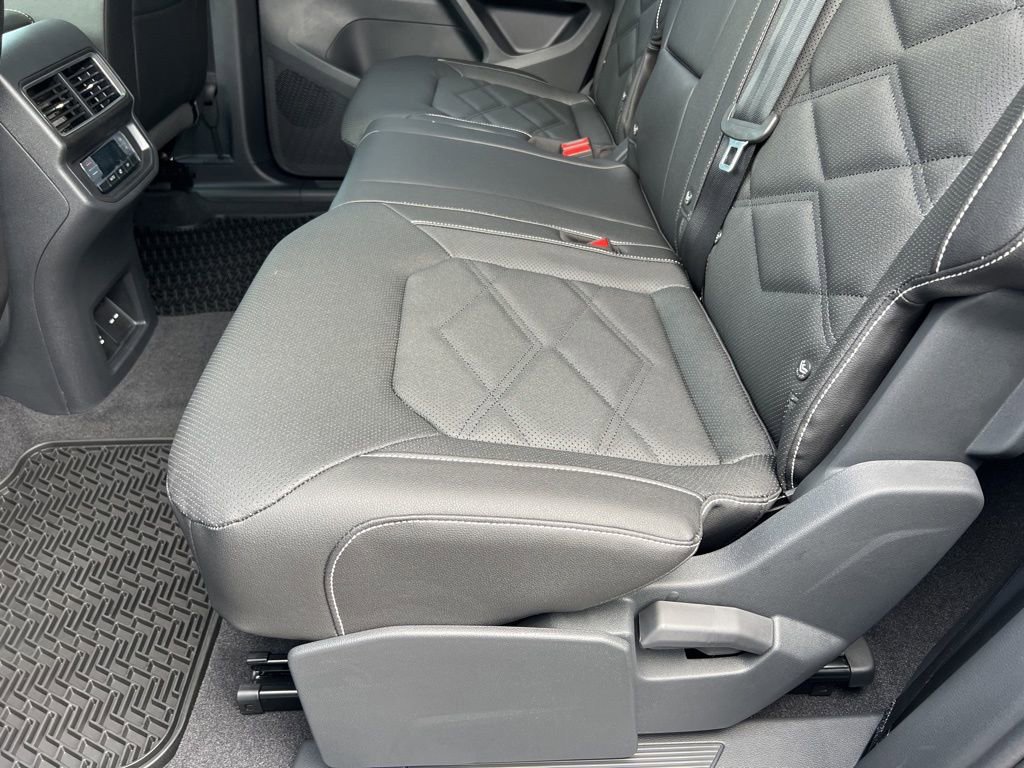 New 2026 Volkswagen Atlas SE image 15