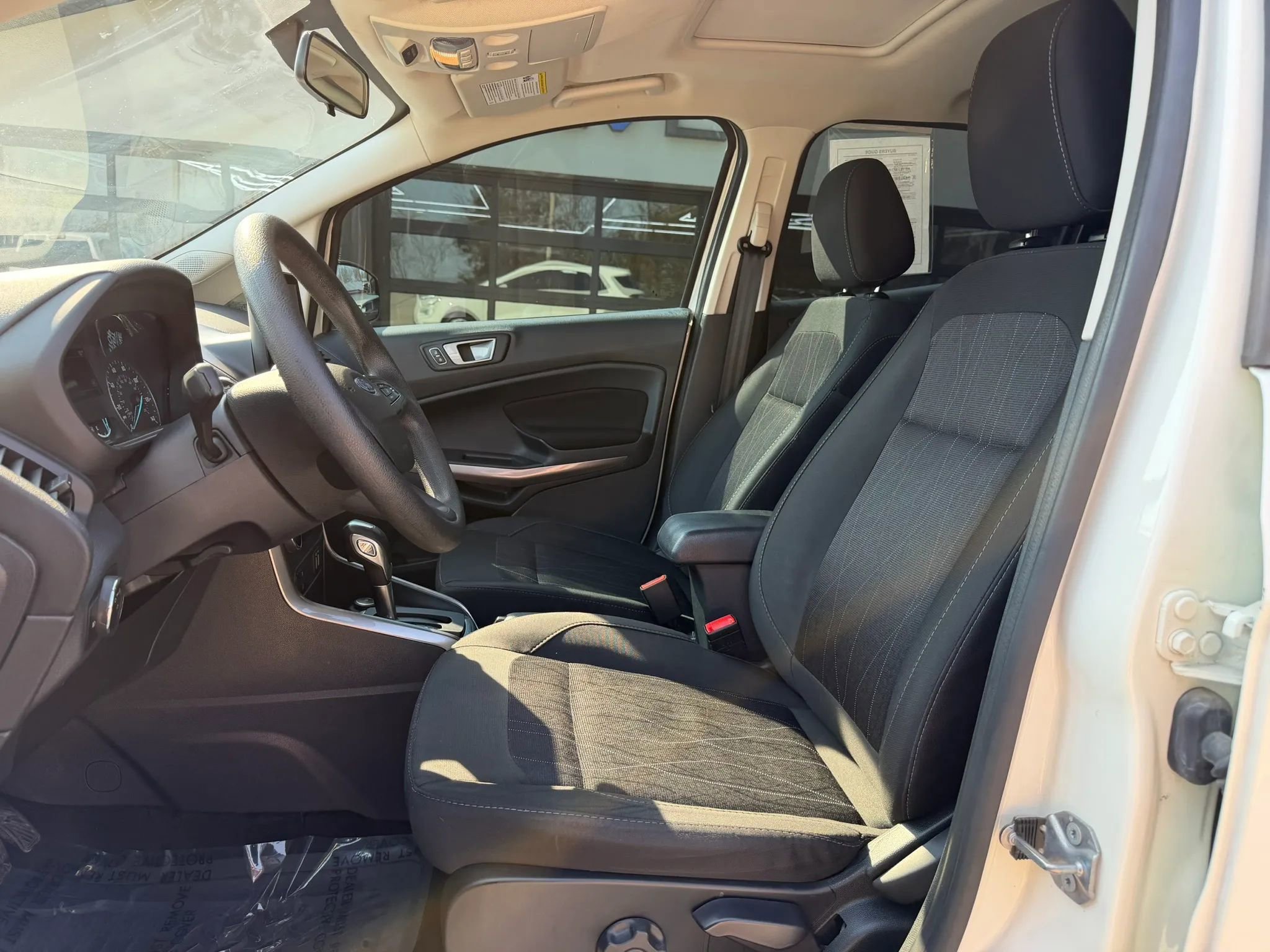 Used 2021 Ford EcoSport SE image 15