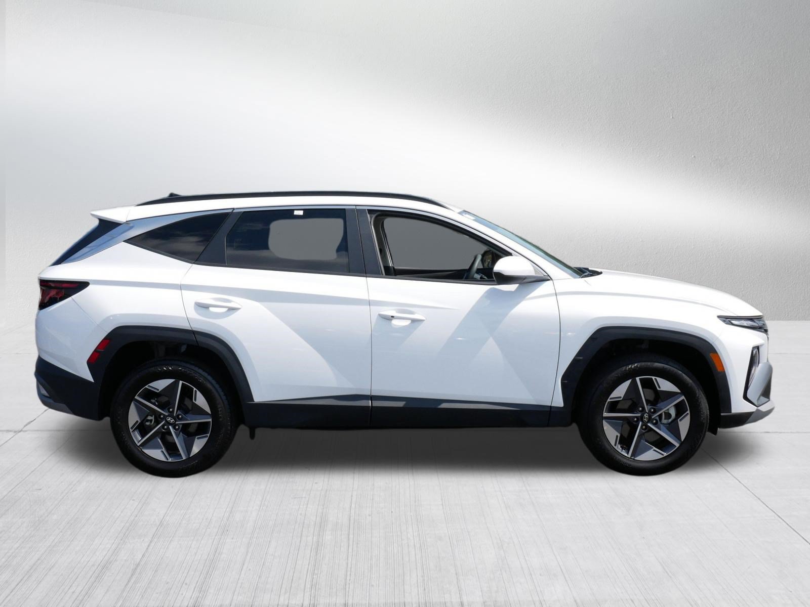 Used 2026 Hyundai Tucson SEL Plus AWD/4WD image 8