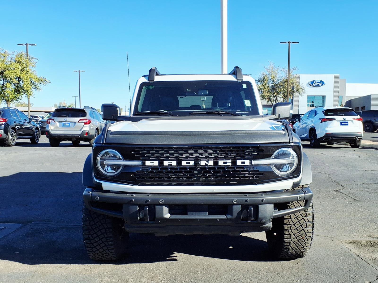 Used 2023 Ford Bronco Wildtrak image 2