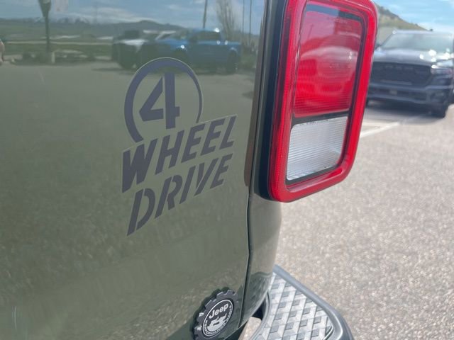 Used 2023 Jeep Gladiator Willys image 10