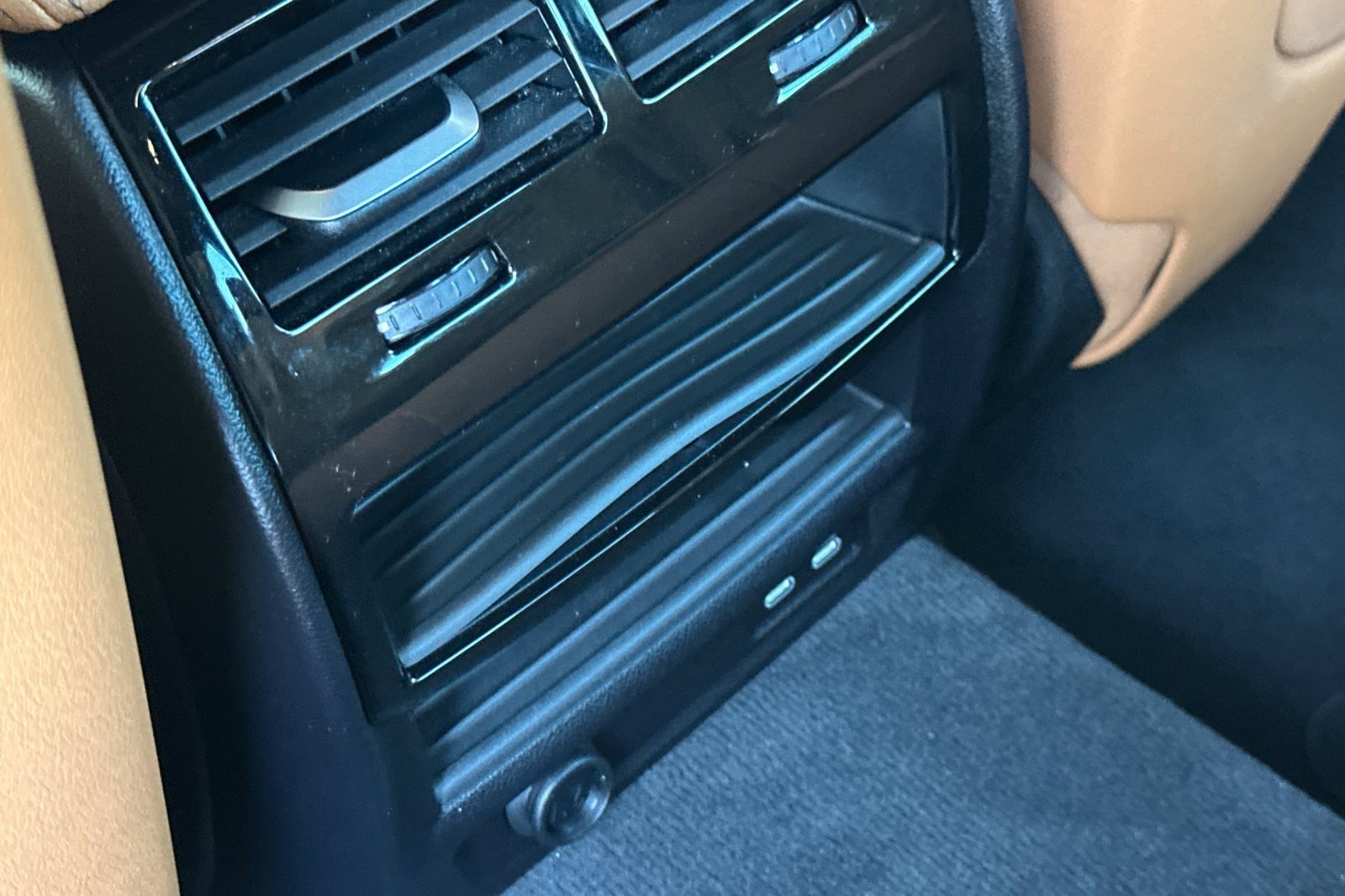Used 2023 BMW 530e w/ Premium Package RWD image 16