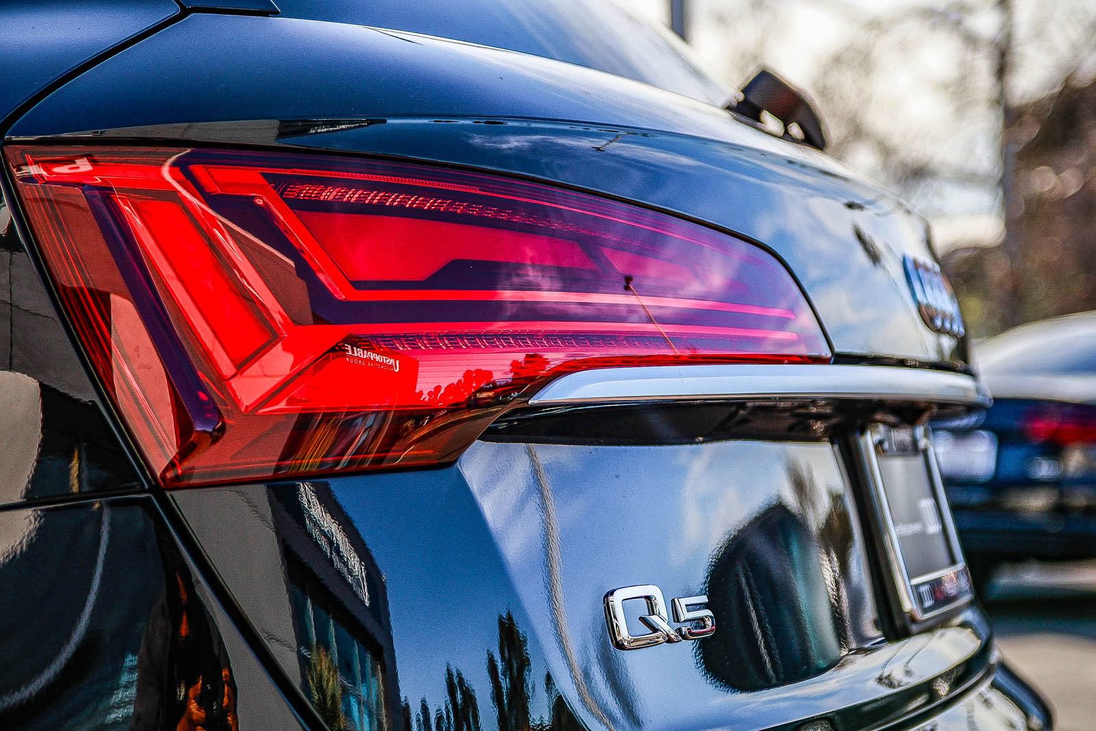 Certified 2023 Audi Q5 2.0T Premium w/ Convenience Package image 9