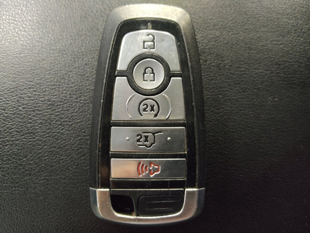 Used 2023 Ford Edge Titanium w/ Equipment Group 301A image 32