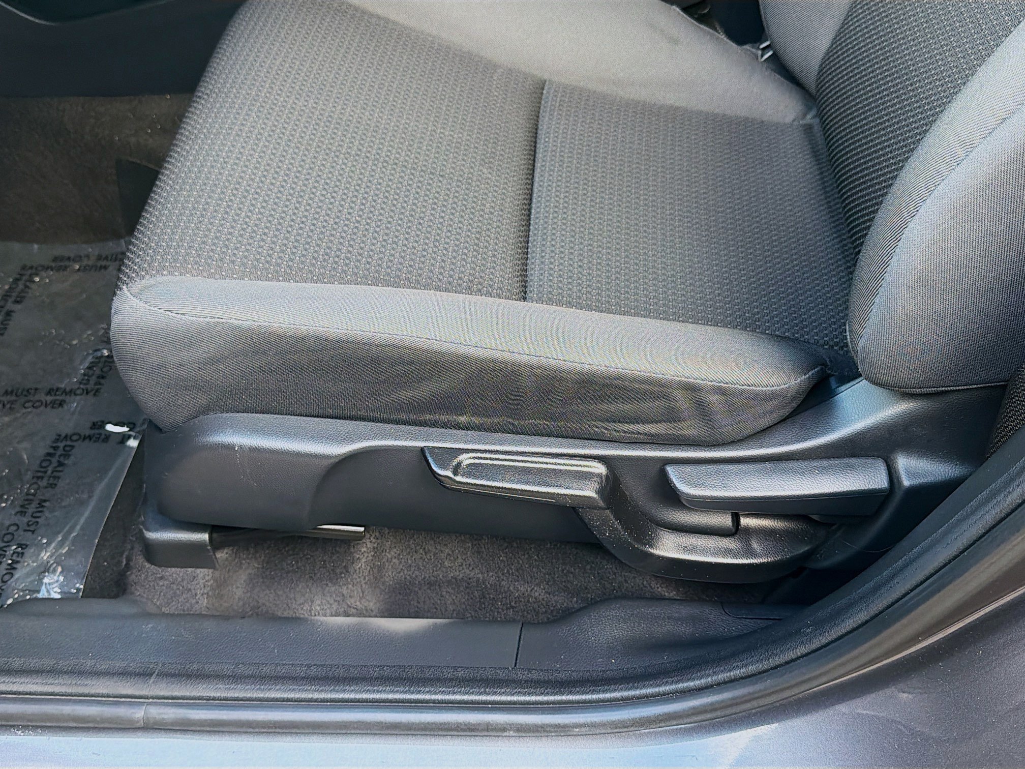 Used 2022 Honda HR-V LX image 15