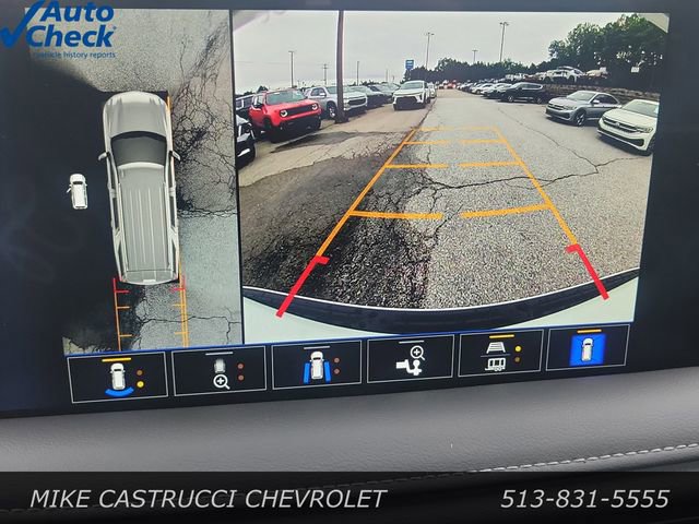 Used 2022 Chevrolet Suburban LT w/ Luxury Package AWD/4WD image 18