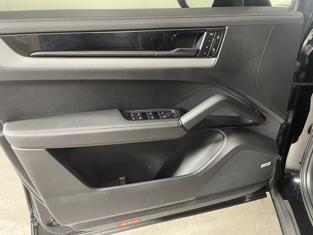 Certified 2024 Porsche Cayenne image 26