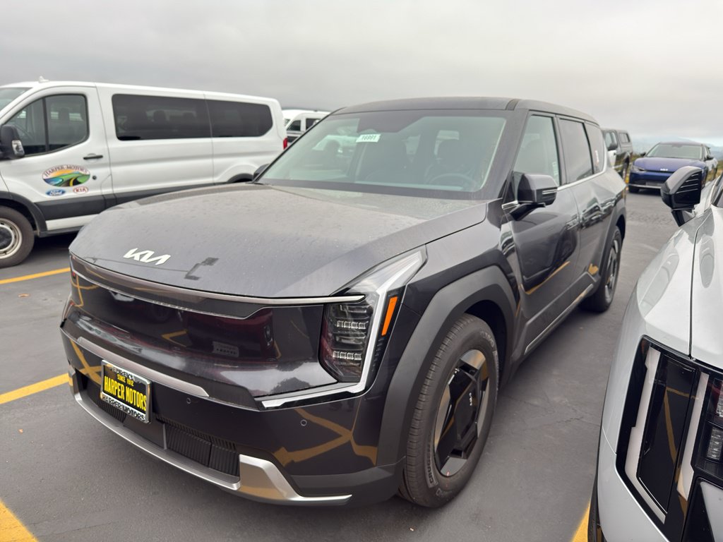 New 2026 Kia EV9 Light
