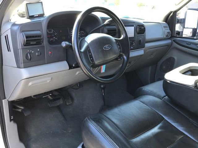 Used 2005 Ford F350 XLT image 4