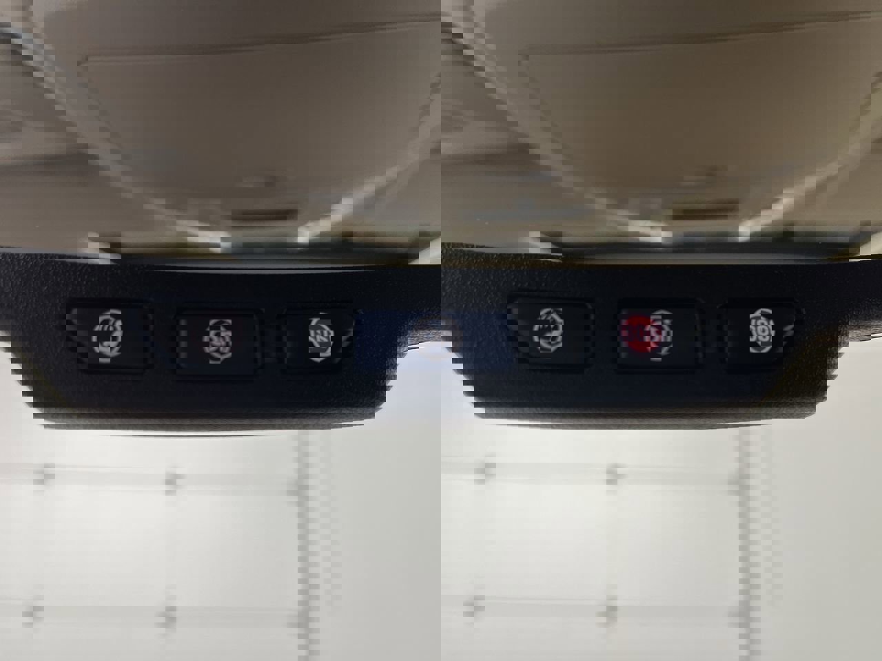 Used 2014 Buick LaCrosse Leather image 27