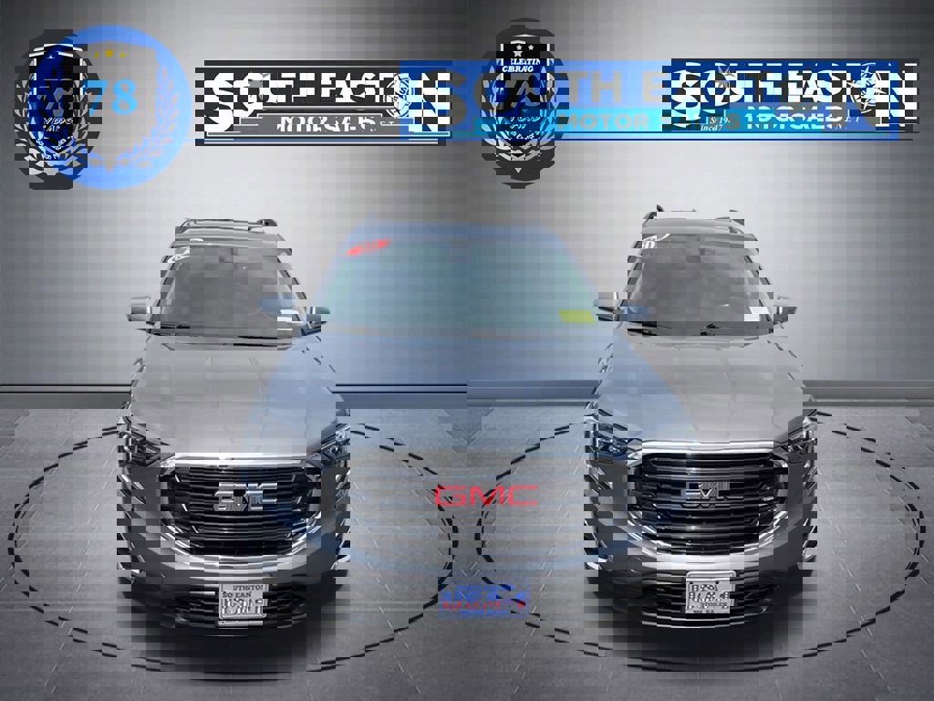 Used 2020 GMC Terrain SLE w/ Driver Convenience Package image 3