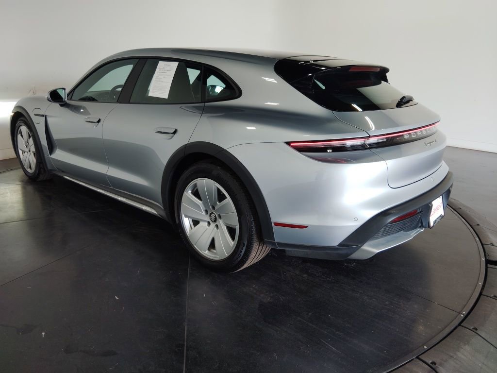 Used 2022 Porsche Taycan 4 Cross Turismo AWD/4WD image 8