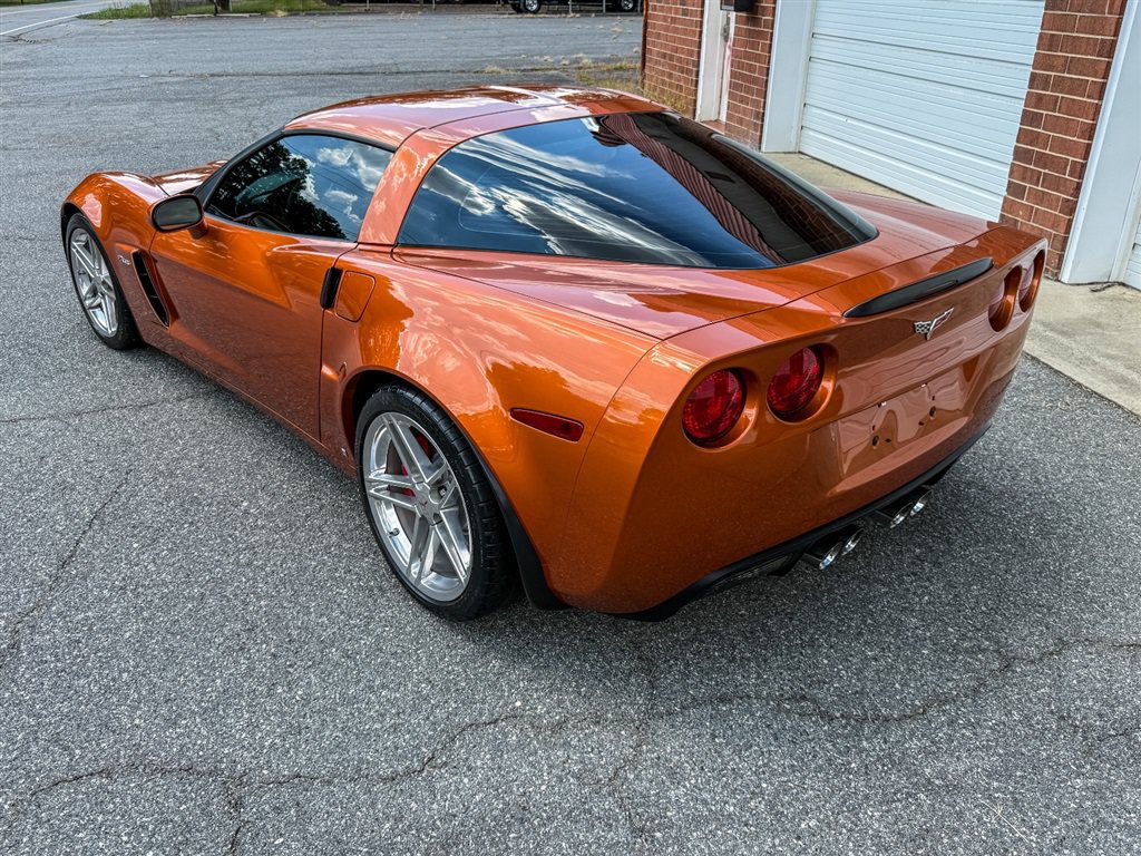 Used 2007 Chevrolet Corvette Z06 w/ Preferred Equipment Group RWD image 21