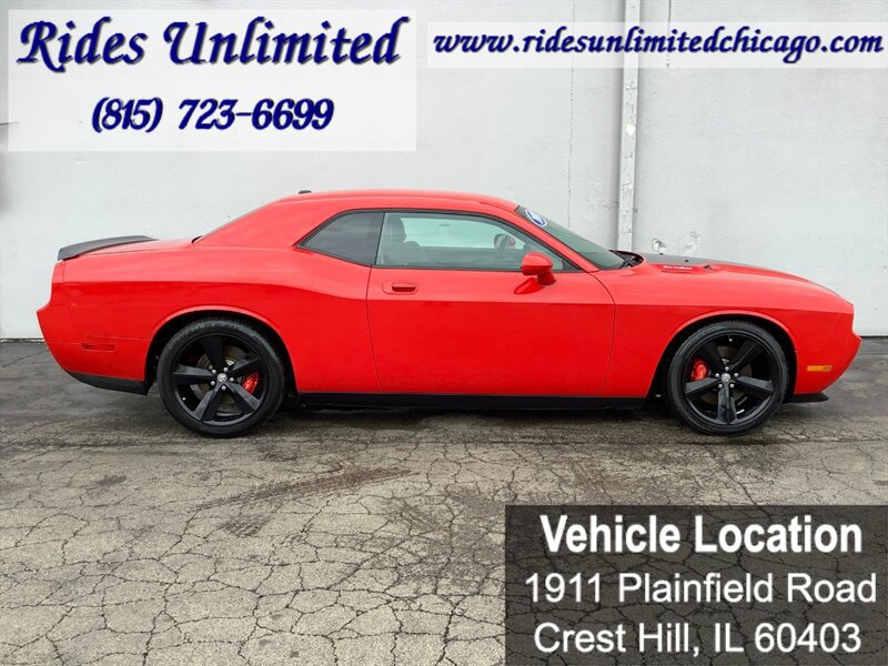 Used 2010 Dodge Challenger SRT8 w/ SRT Option Group II RWD image 11