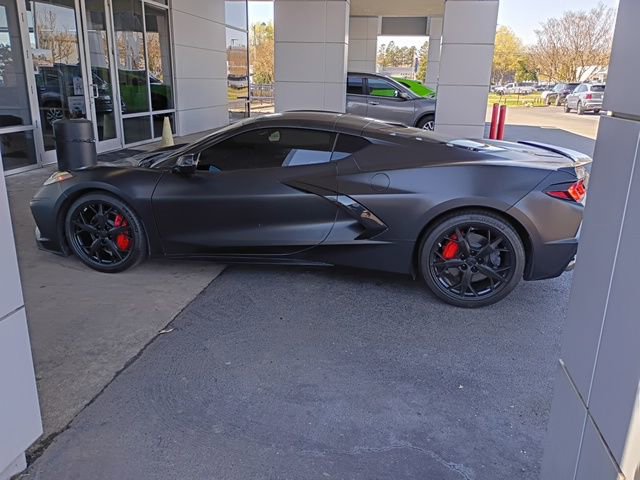 Used 2022 Chevrolet Corvette Stingray w/ Engine Appearance Package image 13