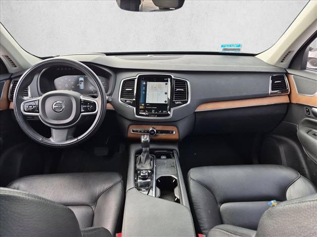 Used 2022 Volvo XC90 T5 Momentum w/ Advanced Package FWD image 16