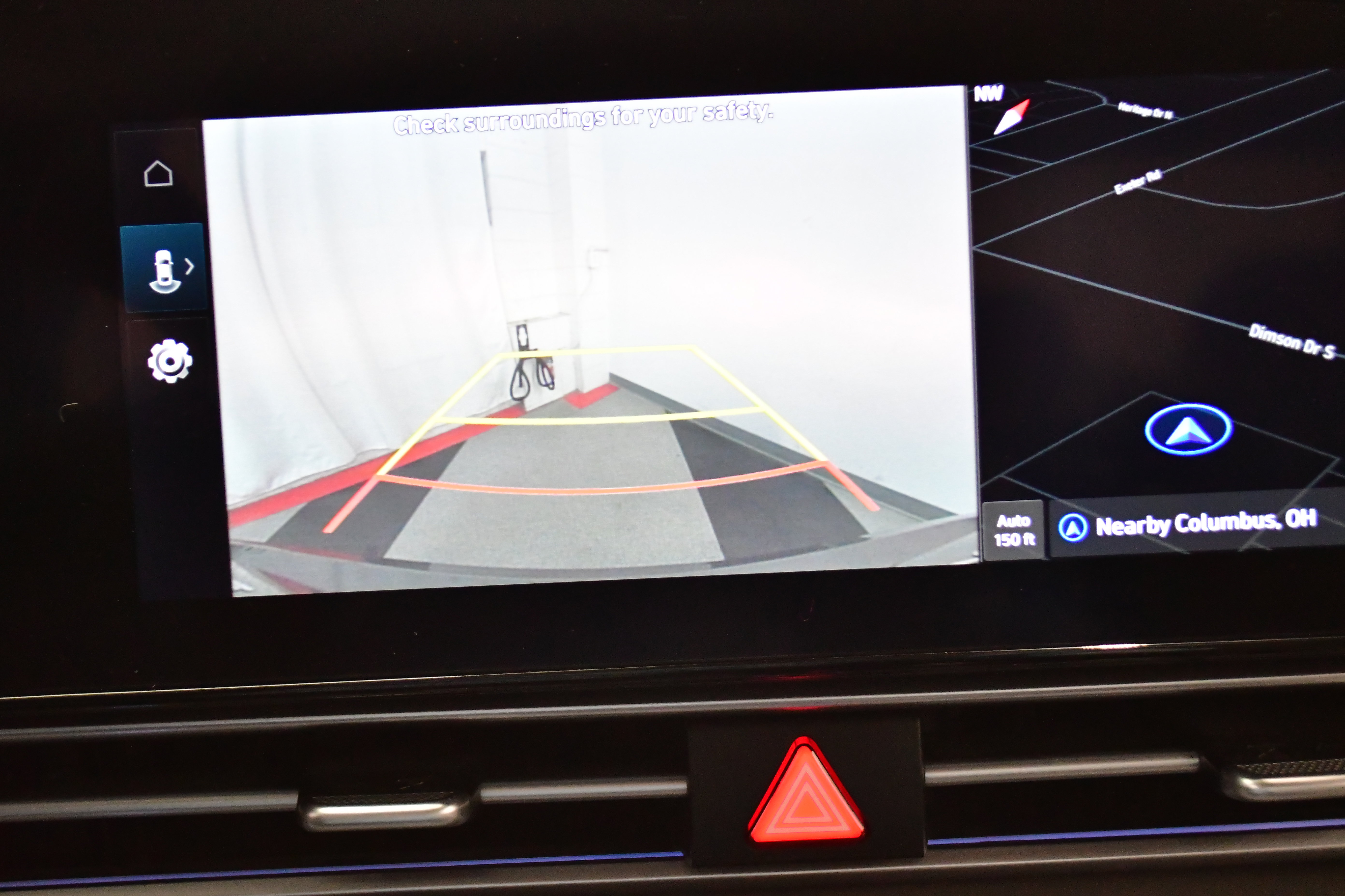 Used 2025 Hyundai Elantra SEL image 43