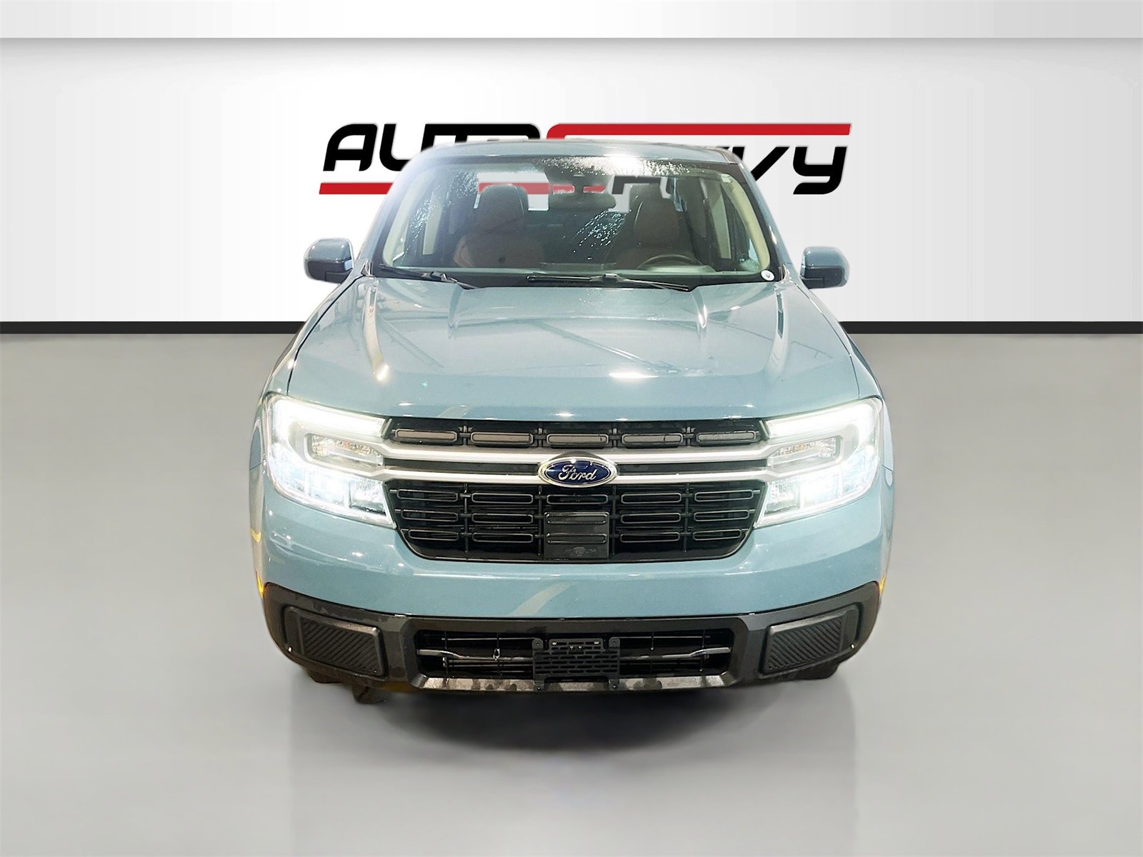 Used 2023 Ford Maverick Lariat w/ Lariat Luxury Package image 2