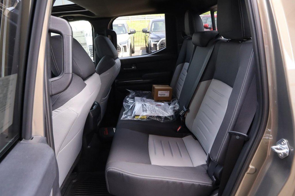 New 2025 Toyota Tacoma TRD Off-Road image 10