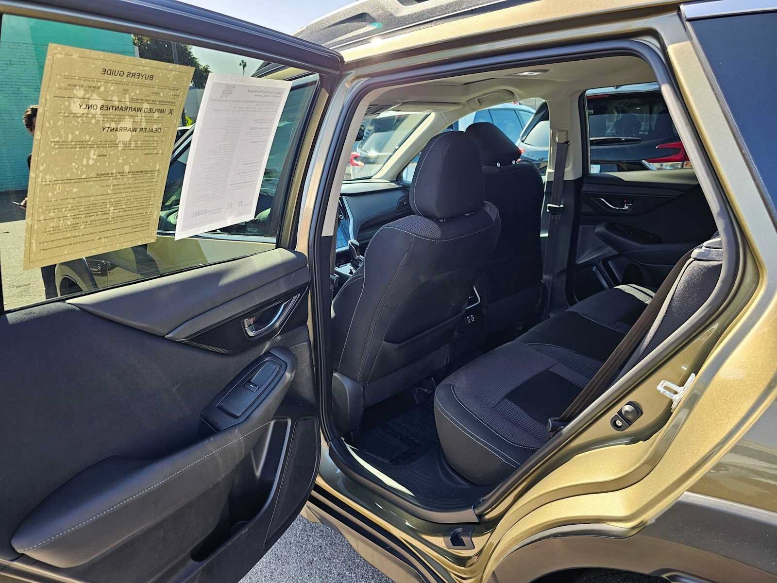 Certified 2024 Subaru Outback Premium AWD/4WD image 15