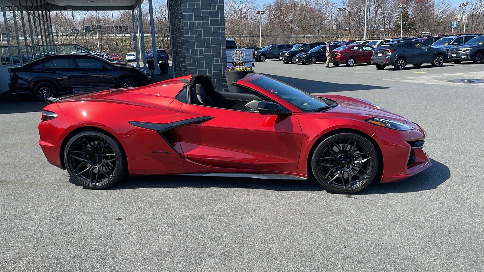 Used 2025 Chevrolet Corvette Z06 w/ Battery Protection Package RWD image 30