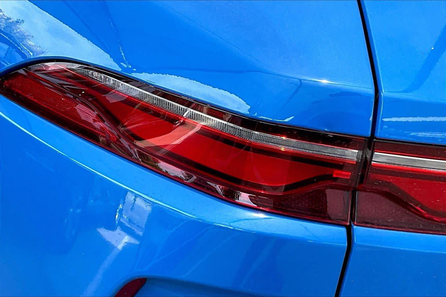 Used 2023 Jaguar F-PACE SVR AWD/4WD image 28
