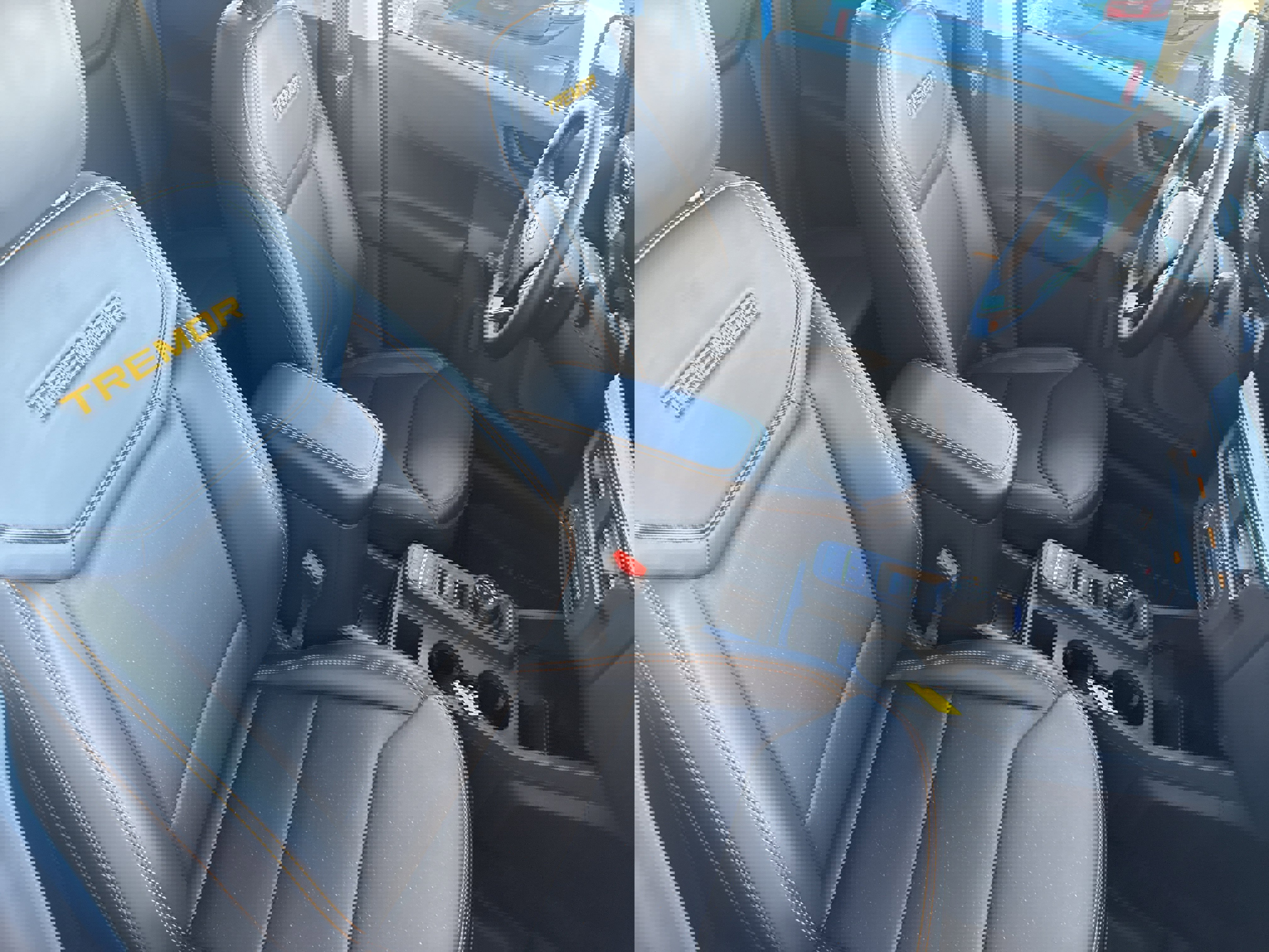 Used 2025 Ford Maverick Tremor image 14