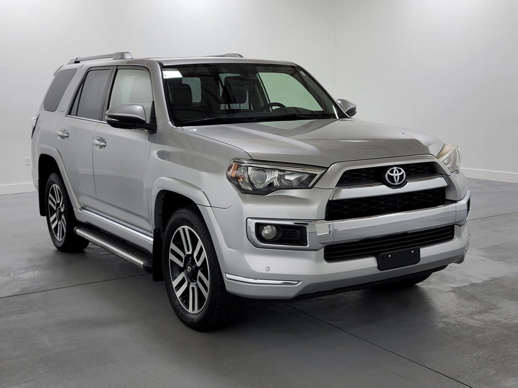 Used 2014 Toyota 4Runner Limited AWD/4WD image 2