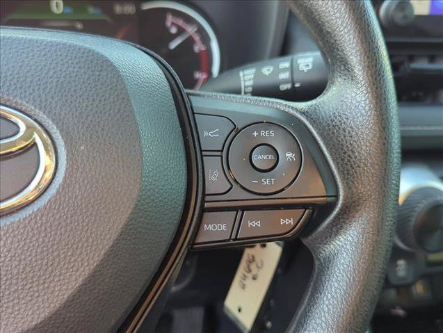 Used 2023 Toyota RAV4 LE FWD image 14
