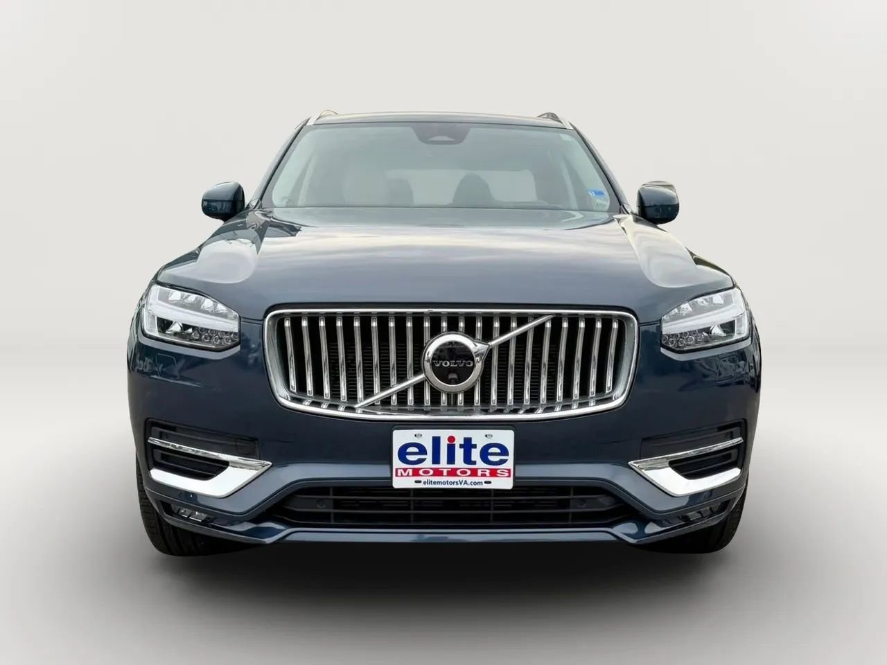 Used 2023 Volvo XC90 B6 Ultimate AWD/4WD image 2