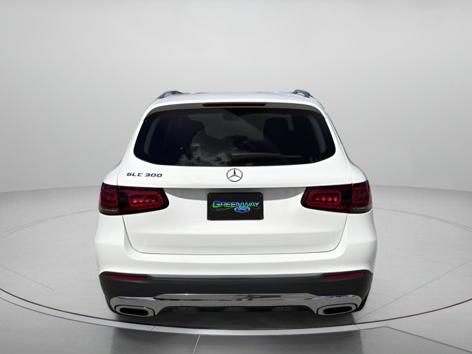 Used 2021 Mercedes-Benz GLC 300 image 4