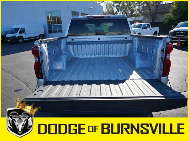 Used 2022 Chevrolet Silverado 1500 LT image 13