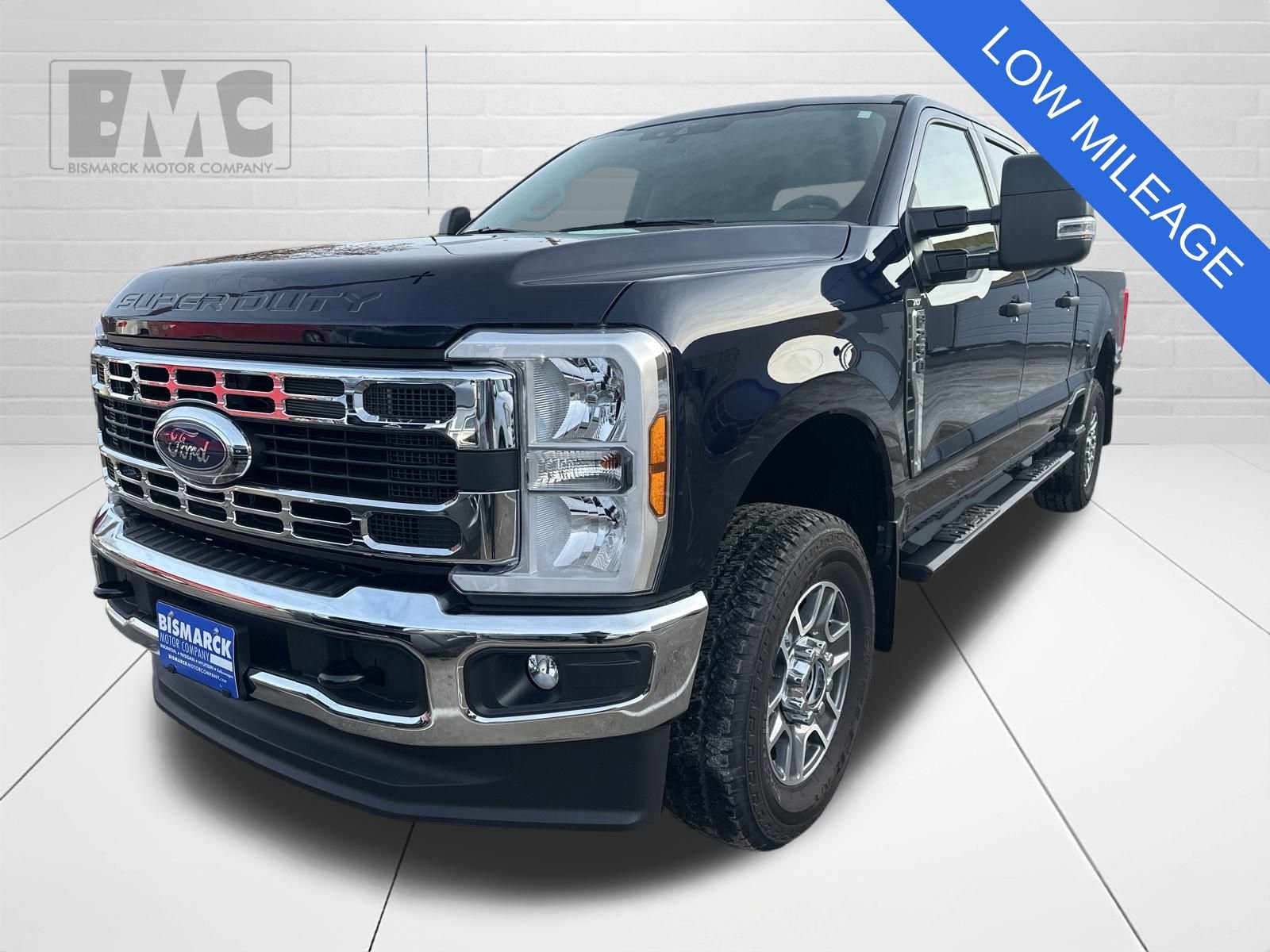 Used 2025 Ford F250 XLT w/ Snow Plow Prep Package AWD/4WD image 1
