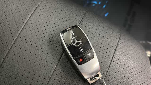 Used 2023 Mercedes-Benz E 350 4MATIC Sedan image 36