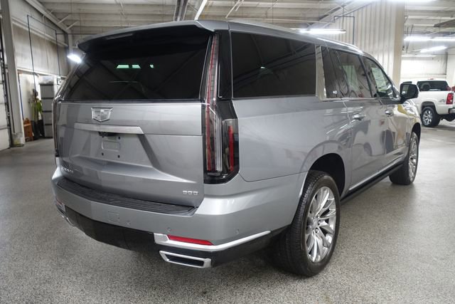 New 2026 Cadillac Escalade ESV Luxury image 7
