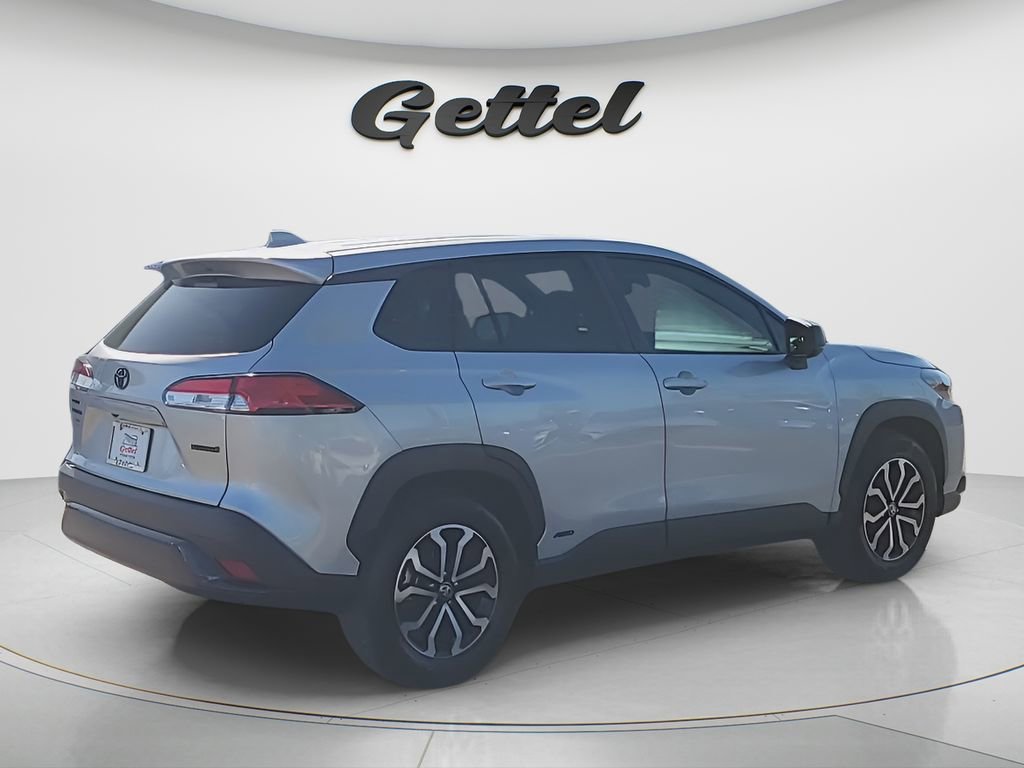 Used 2024 Toyota Corolla Cross S AWD/4WD image 5